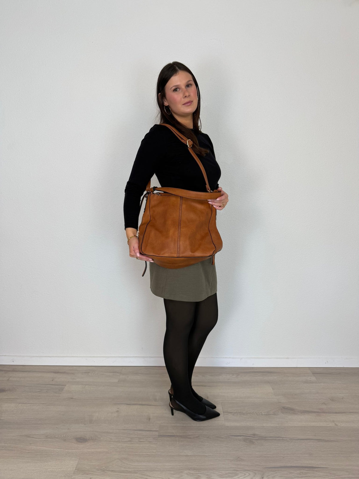 REALER_RIDER BOHO SHOULDER BAG GOLDEN TAN _ RIDER BOHO SHOULDER BAG GOLDEN TAN _ Ebony Boutique NZ