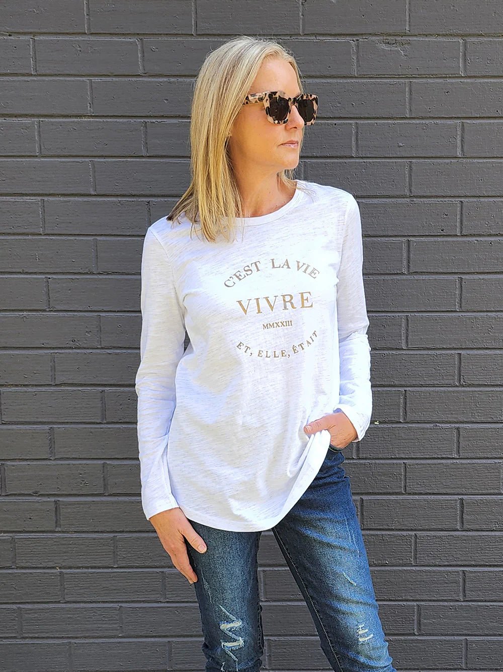 THREADZ_CEST LA VIE T-SHIRT _ CEST LA VIE T-SHIRT _ Ebony Boutique NZ