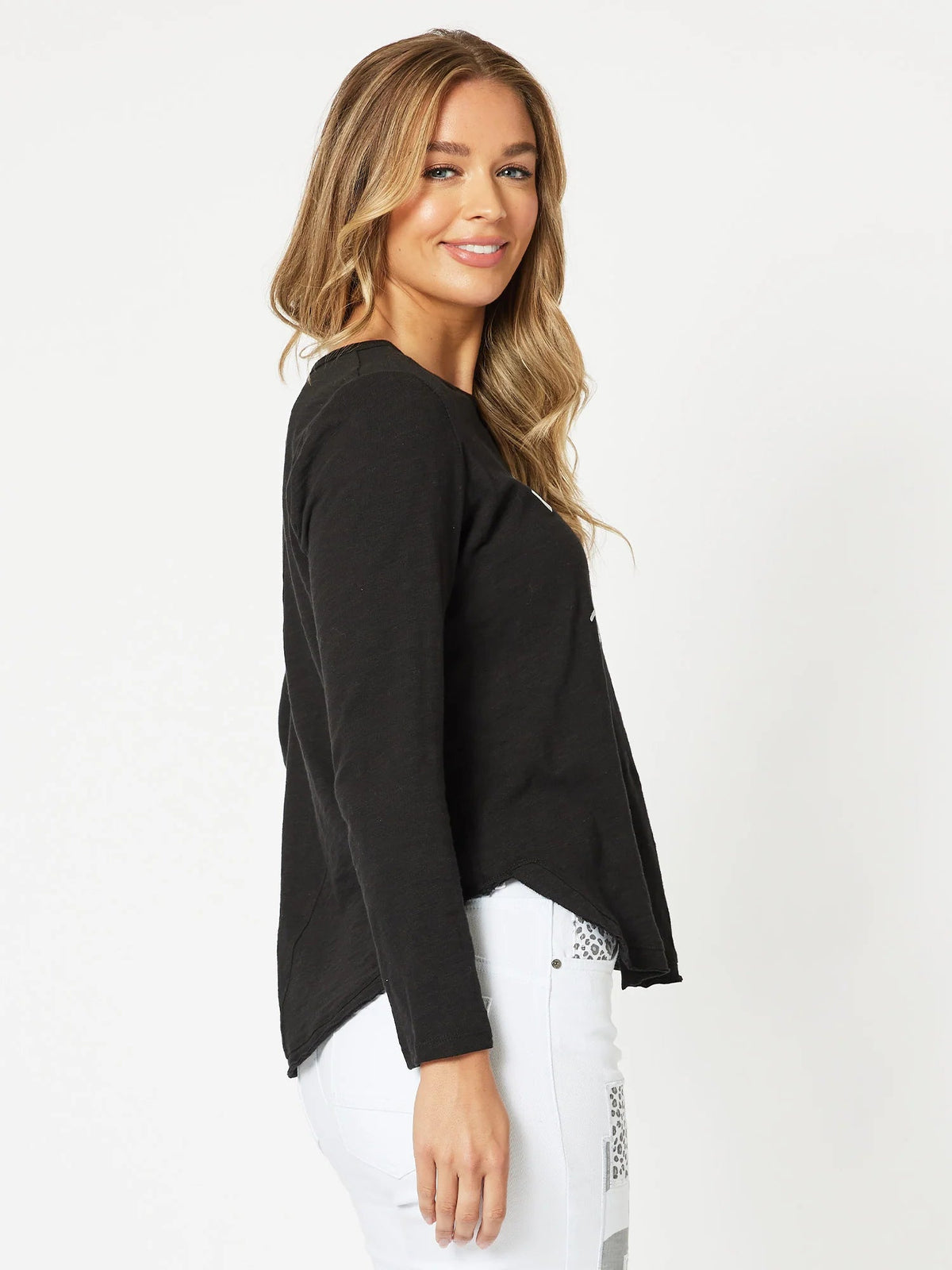 THREADZ_LES COPINES LONG SLEEVE T-SHIRT _ LES COPINES LONG SLEEVE T-SHIRT _ Ebony Boutique NZ