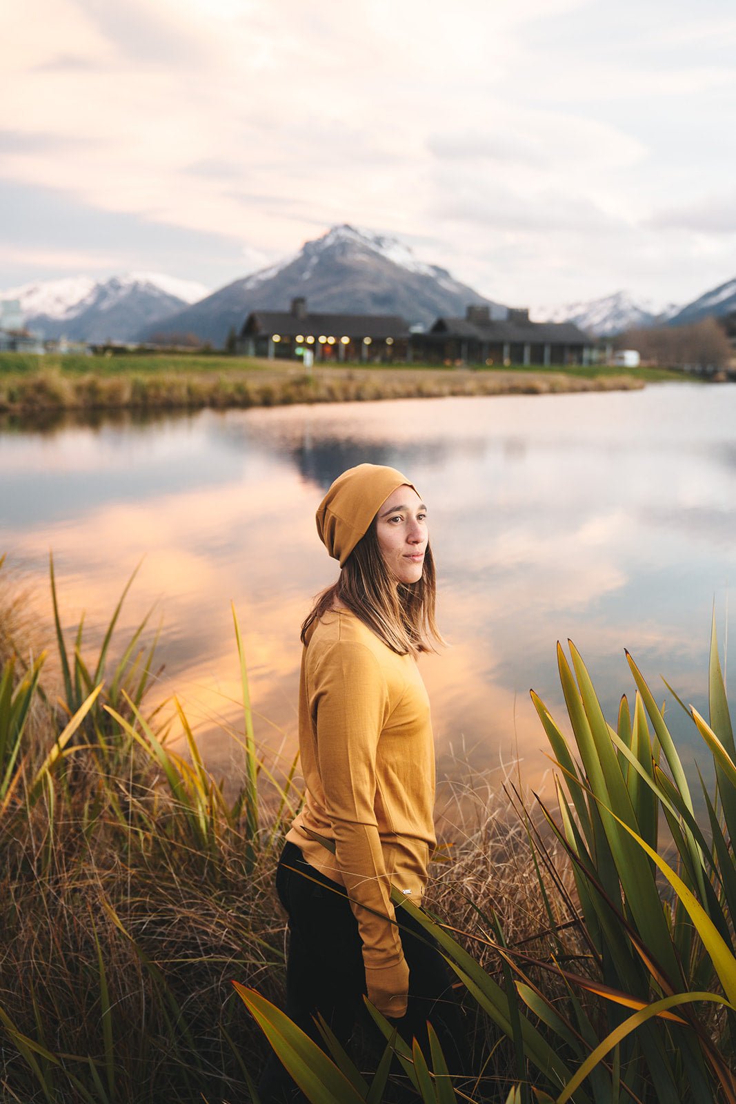 EBONY_100% MERINO BEANIE UNISEX CUFFED/SLOUCH GOLD _ _ Ebony Boutique NZ