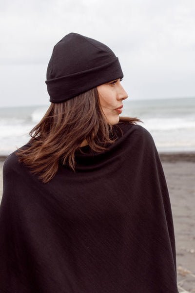 EBONY_100% MERINO WOOL PONCHO EASY STYLE LAYER BLACK _ _ Ebony Boutique NZ