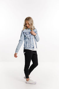 HOME-LEE_CLASSIC DENIM JACKET SNOW WASH _ _ Ebony Boutique NZ