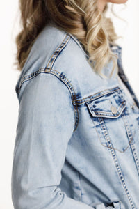 HOME-LEE_CLASSIC DENIM JACKET SNOW WASH _ _ Ebony Boutique NZ