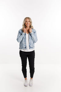HOME-LEE_CLASSIC DENIM JACKET SNOW WASH _ _ Ebony Boutique NZ