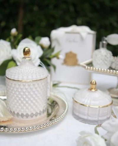 COTE NOIRE_ART DECO CANDLE SMALL WITH TASSEL JASMINE TEA WHITE _ ART DECO CANDLE SMALL WITH TASSEL JASMINE TEA WHITE _ Ebony Boutique NZ