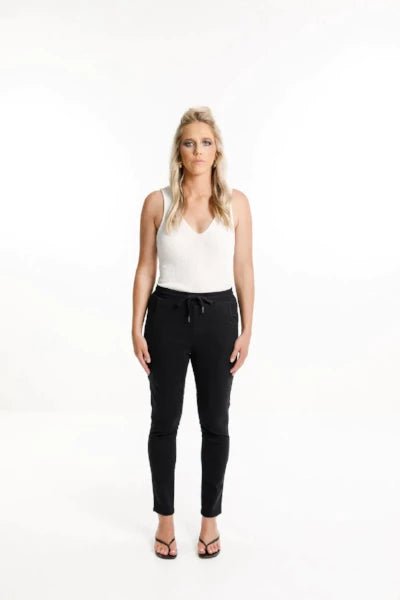 HOME LEE_DAILY JEANS JET BLACK _ _ Ebony Boutique NZ