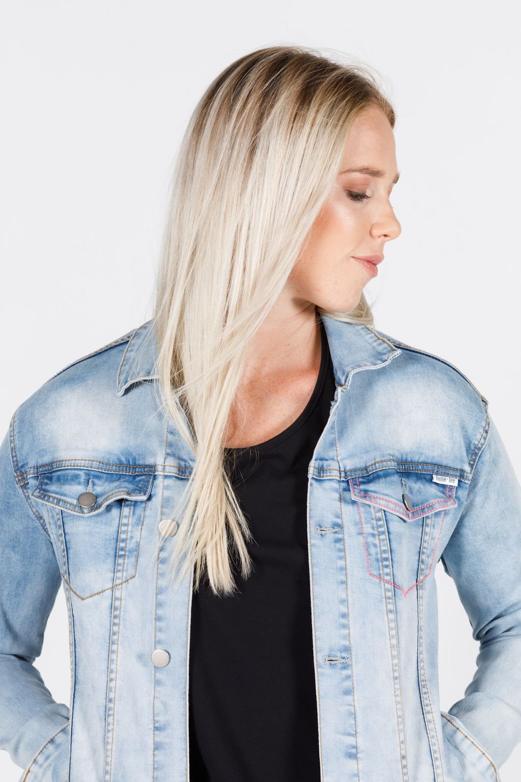HOME-LEE_CLASSIC DENIM JACKET SNOW WASH _ _ Ebony Boutique NZ