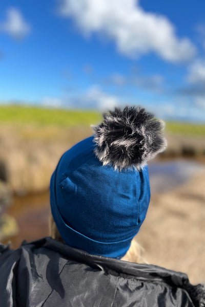 EBONY_POM POM DETACHABLE FOR 100% MERINO BEANIE BLACK & GREY _ _ Ebony Boutique NZ