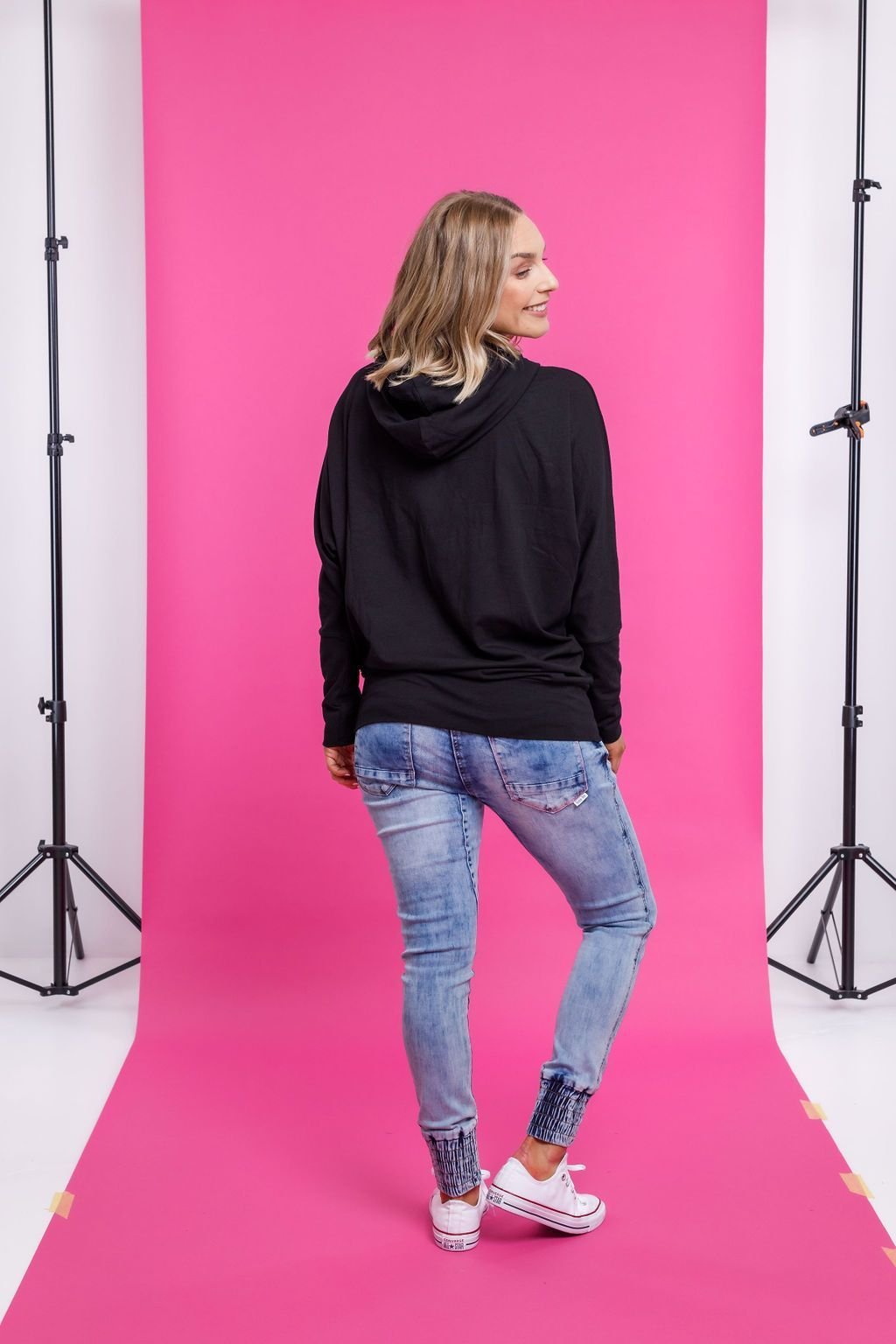 HOME-LEE_ELLEN TEE BLACK _ _ Ebony Boutique NZ