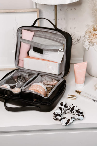 LOUENHIDE_GEORGIE BLACK COSMETIC CASE BLACK _ _ Ebony Boutique NZ