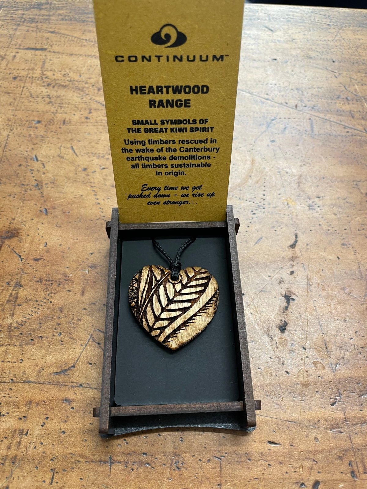 HEARTWOOD_AROHA HEART PENDANT WOOD _ AROHA HEART PENDANT WOOD _ Ebony Boutique NZ