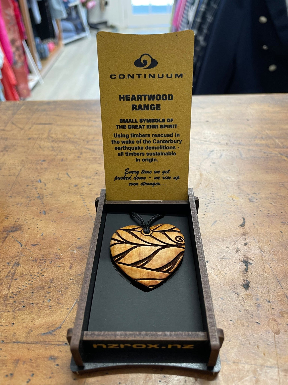 HEARTWOOD_AROHA HEART PENDANT WOOD _ AROHA HEART PENDANT WOOD _ Ebony Boutique NZ