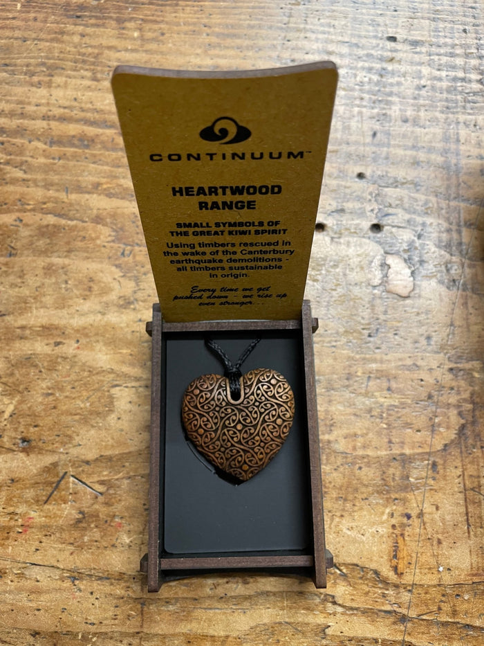 HEARTWOOD_AROHA HEART PENDANT WOOD _ AROHA HEART PENDANT WOOD _ Ebony Boutique NZ