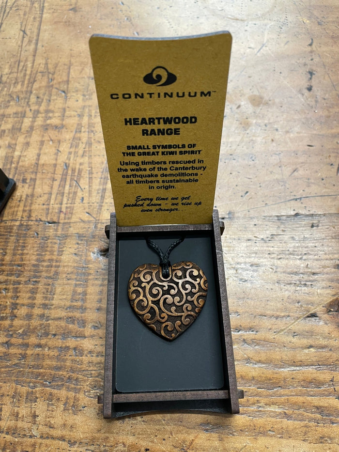 HEARTWOOD_AROHA HEART PENDANT WOOD _ AROHA HEART PENDANT WOOD _ Ebony Boutique NZ