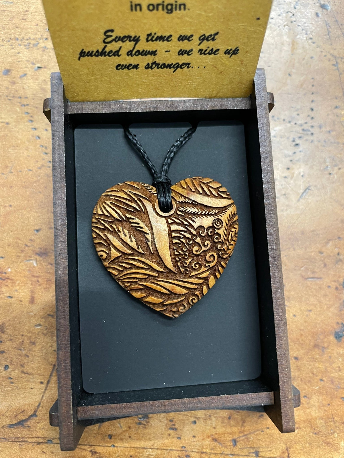 HEARTWOOD_AROHA HEART PENDANT WOOD _ AROHA HEART PENDANT WOOD _ Ebony Boutique NZ