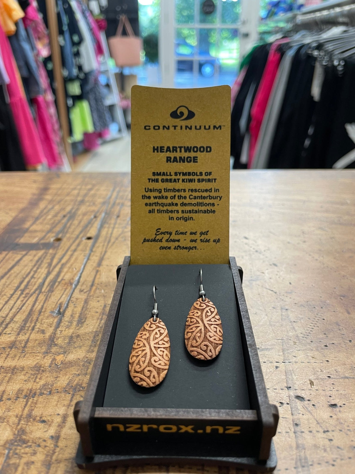 HEARTWOOD_KOPATA TEARDROP EARRINGS WOOD _ KOPATA TEARDROP EARRINGS WOOD _ Ebony Boutique NZ