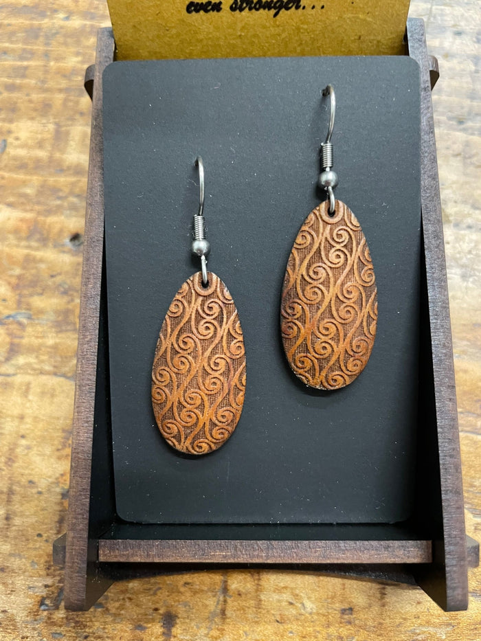 HEARTWOOD_KOPATA TEARDROP EARRINGS WOOD _ KOPATA TEARDROP EARRINGS WOOD _ Ebony Boutique NZ