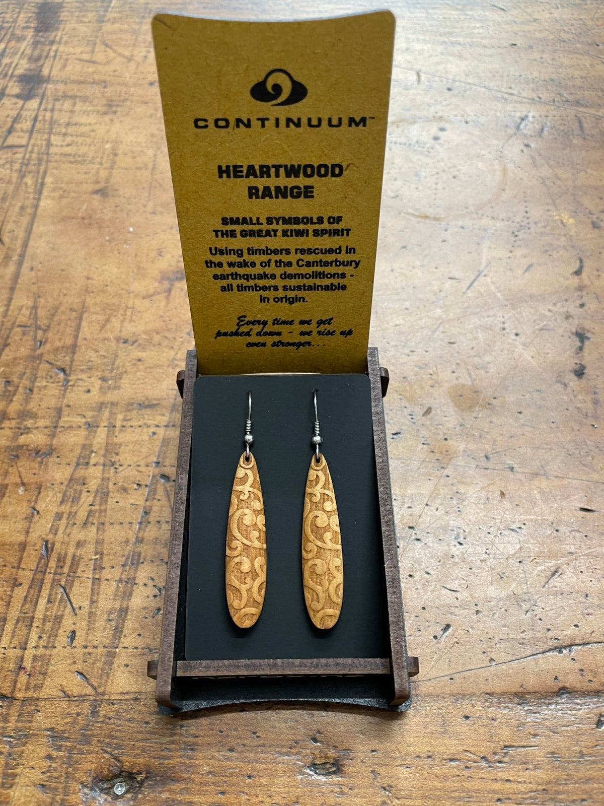 HEARTWOOD_ROIMATA TEARDROP EARRINGS WOOD _ ROIMATA TEARDROP EARRINGS WOOD _ Ebony Boutique NZ