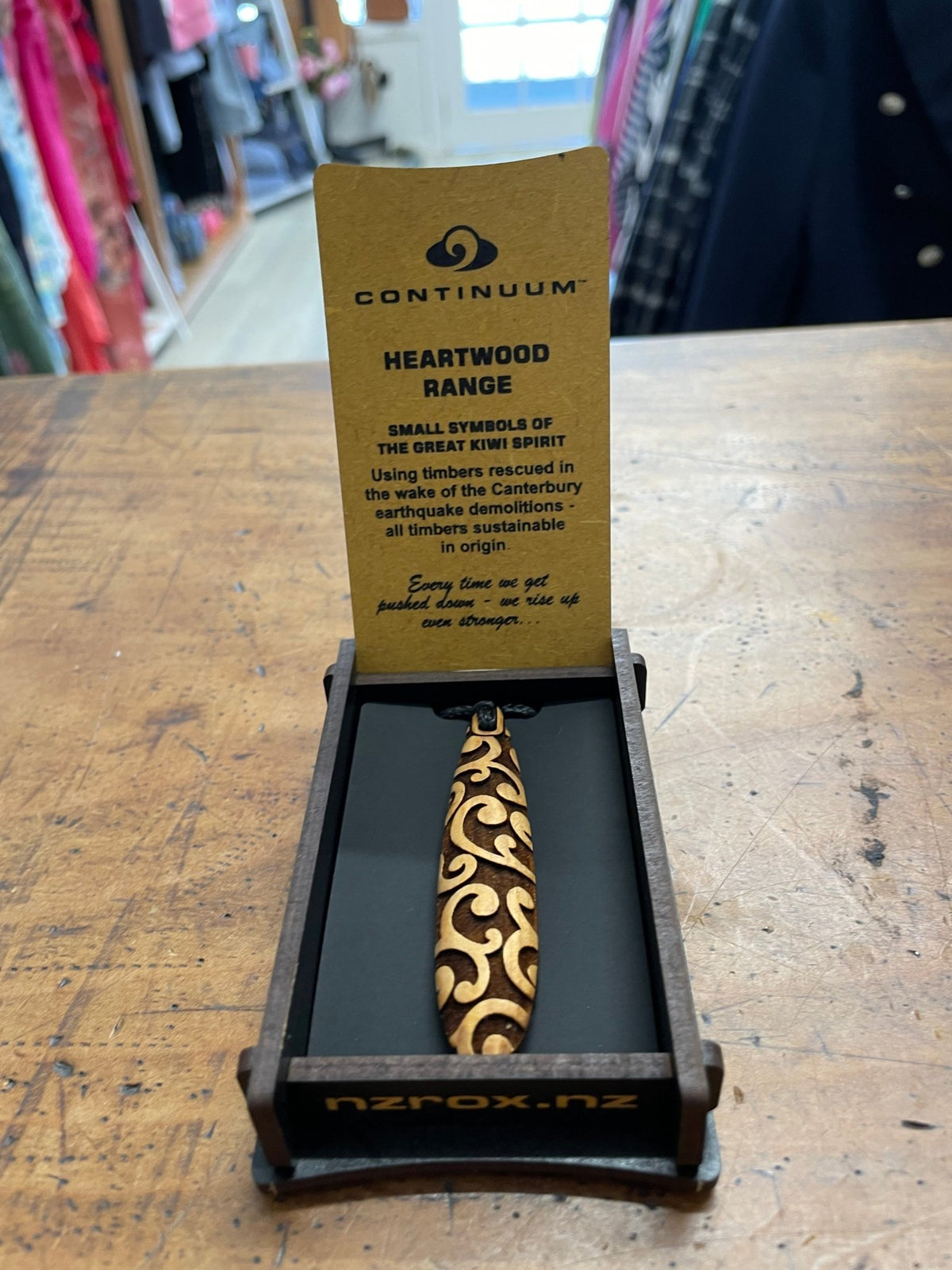 HEARTWOOD_ROIMATA TEARDROP PENDANT WOOD _ ROIMATA TEARDROP PENDANT WOOD _ Ebony Boutique NZ