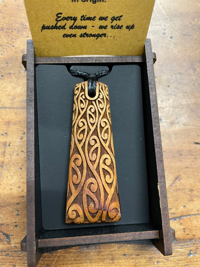 HEARTWOOD_TOKI PENDANT NECKLACE WOOD _ TOKI PENDANT NECKLACE WOOD _ Ebony Boutique NZ