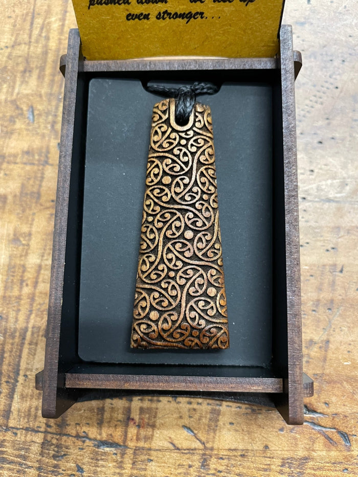 HEARTWOOD_TOKI PENDANT NECKLACE WOOD _ TOKI PENDANT NECKLACE WOOD _ Ebony Boutique NZ