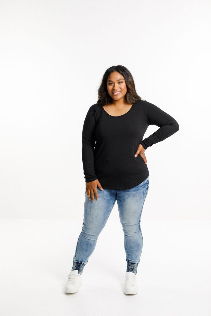 HOME-LEE_LONG SLEEVE TEE BLACK _ LONG SLEEVE TEE BLACK _ Ebony Boutique NZ