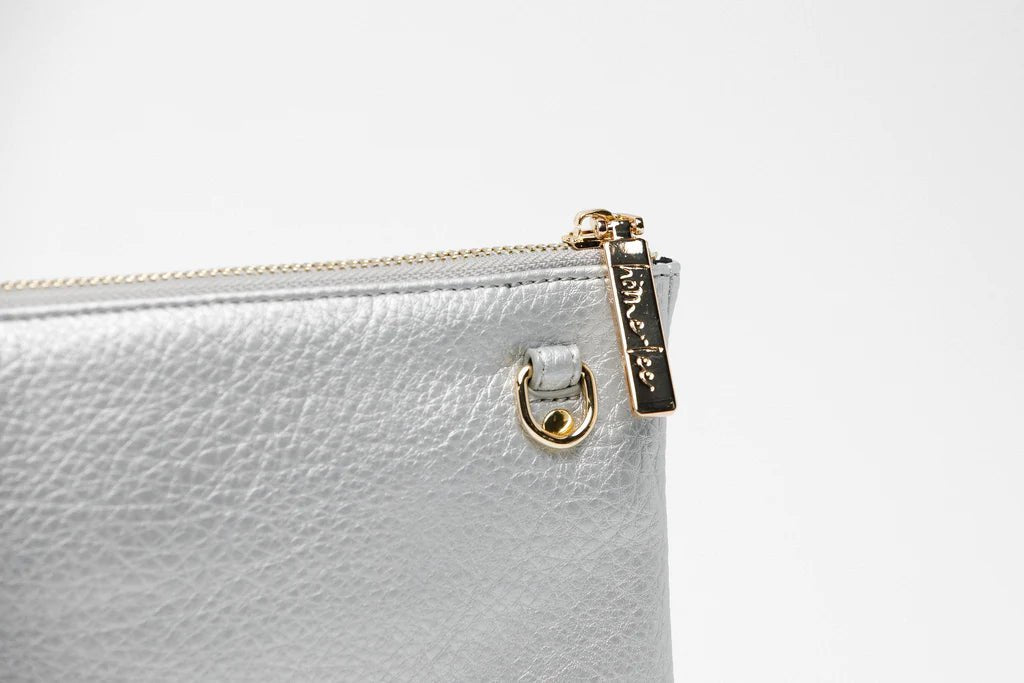 HOME-LEE_OVERSIZED CLUTCH SILVER _ OVERSIZED CLUTCH SILVER _ Ebony Boutique NZ