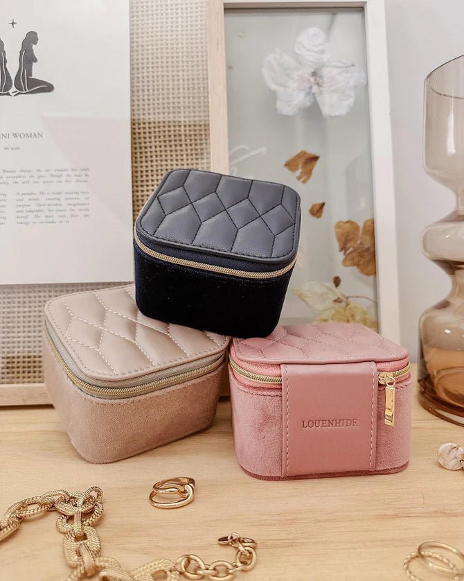 LOUENHIDE_BEAU JEWELLERY BOX VELVET NAVY _ BEAU JEWELLERY BOX VELVET NAVY _ Ebony Boutique NZ
