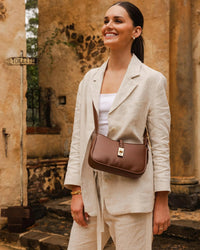 LOUENHIDE_BODHI SHOULDER BAG WALNUT _ BODHI SHOULDER BAG WALNUT _ Ebony Boutique NZ