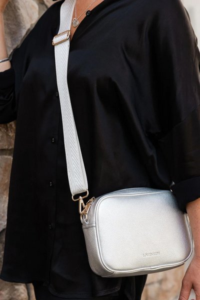 LOUENHIDE_GINGER METALLIC CROSSBODY BAG SILVER _ GINGER METALLIC CROSSBODY BAG SILVER _ Ebony Boutique NZ