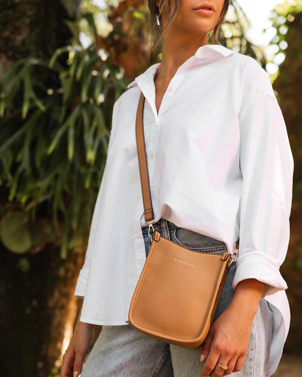 LOUENHIDE_PARKER PHONE CROSSBODY BAG CAMEL _ PARKER PHONE CROSSBODY BAG CAMEL _ Ebony Boutique NZ