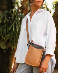 LOUENHIDE_PARKER PHONE CROSSBODY BAG CAMEL _ PARKER PHONE CROSSBODY BAG CAMEL _ Ebony Boutique NZ