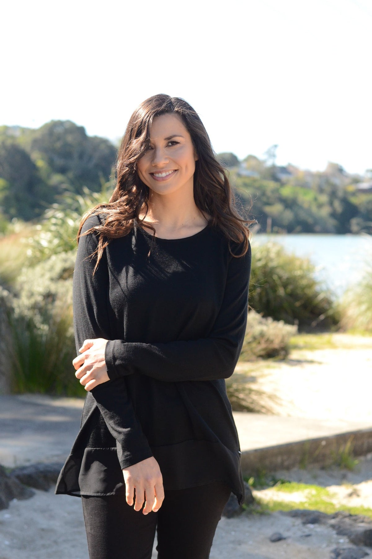 EBONY_MERINO CHIFFON HEM TOP LONG SLEEVES SCOOP NECK BLACK _ _ Ebony Boutique NZ