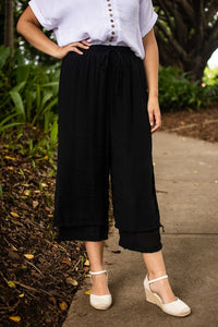 MISSY Q_3/4 SIDE BUTTON LAYERED BEACH PANT BLACK _ 3/4 SIDE BUTTON LAYERED BEACH PANT BLACK _ Ebony Boutique NZ