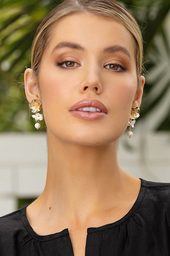 ADORNE_PEARL FLORAL DROP EARRINGS _ _ Ebony Boutique NZ