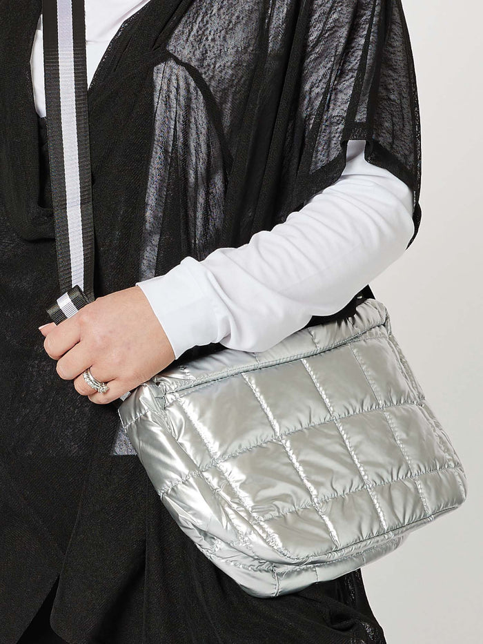 THREADZ_METALLIC PUFFER BAG _ METALLIC PUFFER BAG _ Ebony Boutique NZ