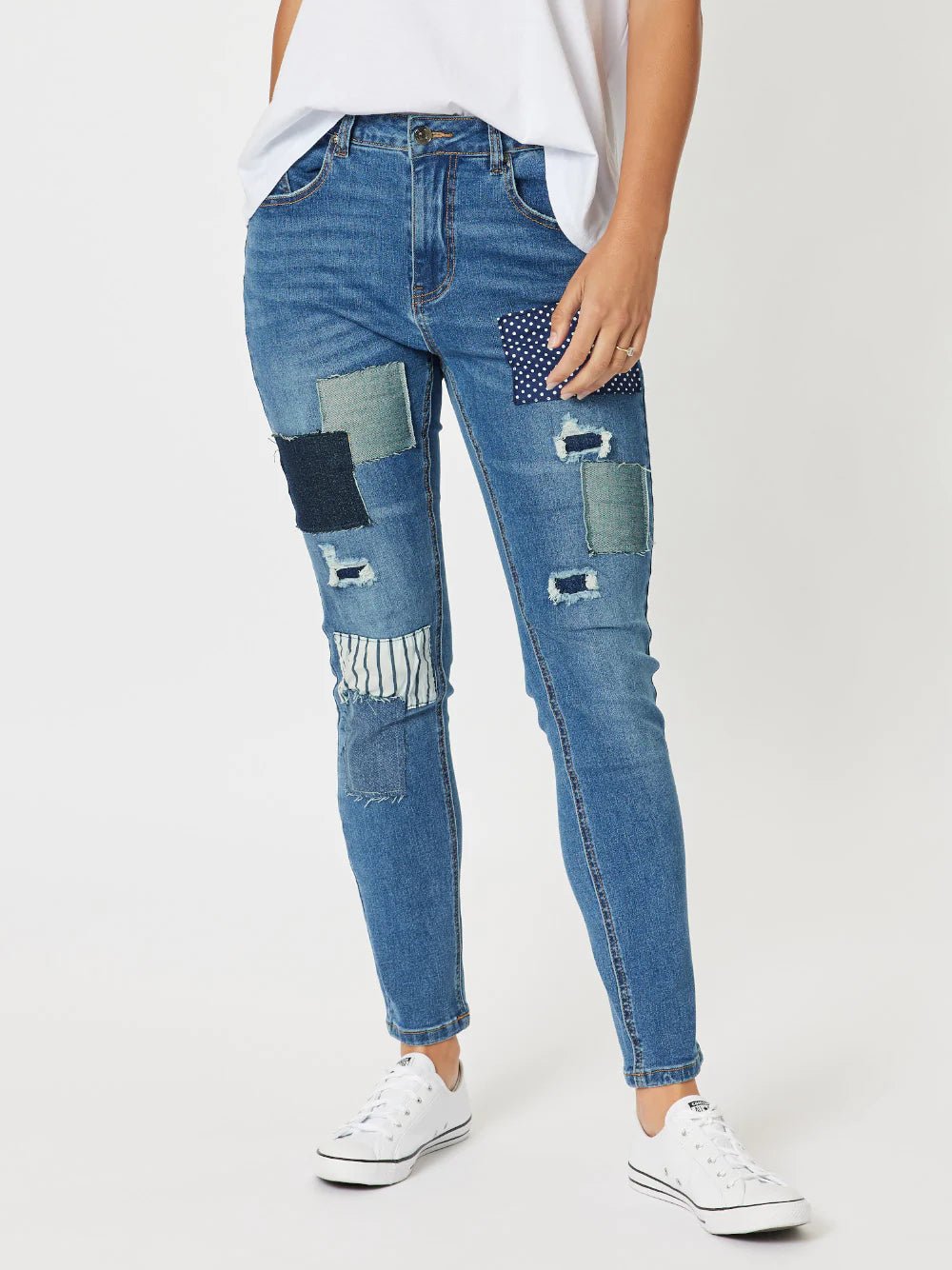 THREADZ_SOFIA PATCH JEAN _ SOFIA PATCH JEAN _ Ebony Boutique NZ