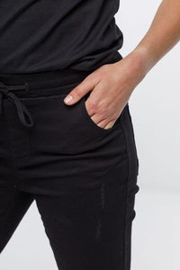 HOME-LEE_WEEKENDER JEANS JET BLACK _ _ Ebony Boutique NZ