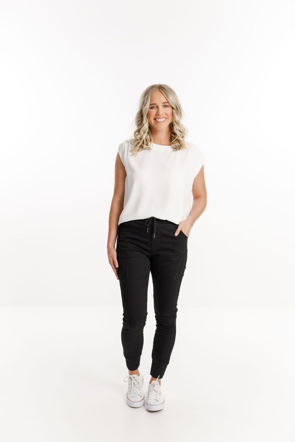 HOME-LEE_WEEKENDER JEANS JET BLACK _ _ Ebony Boutique NZ