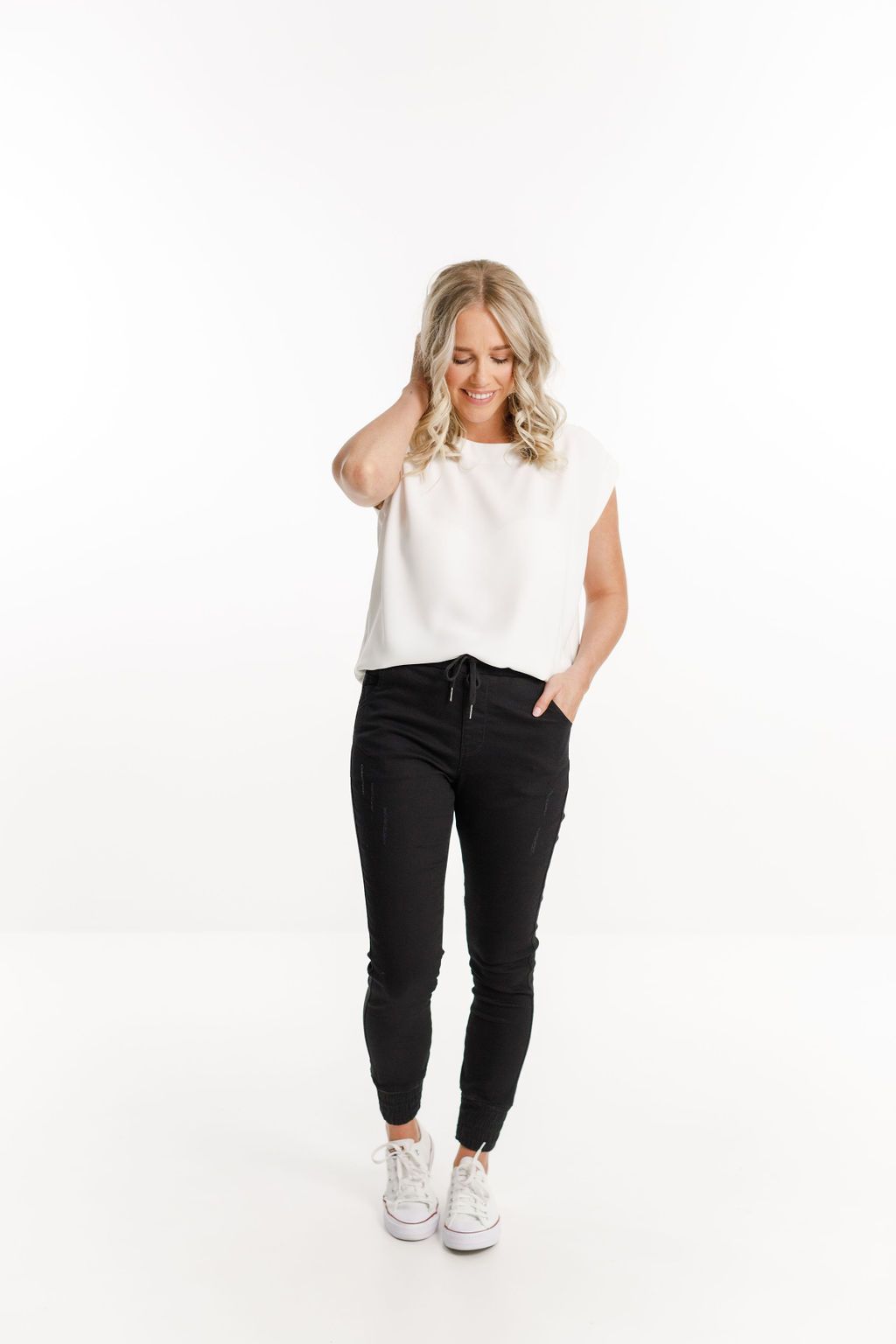 HOME-LEE_WEEKENDER JEANS JET BLACK _ _ Ebony Boutique NZ