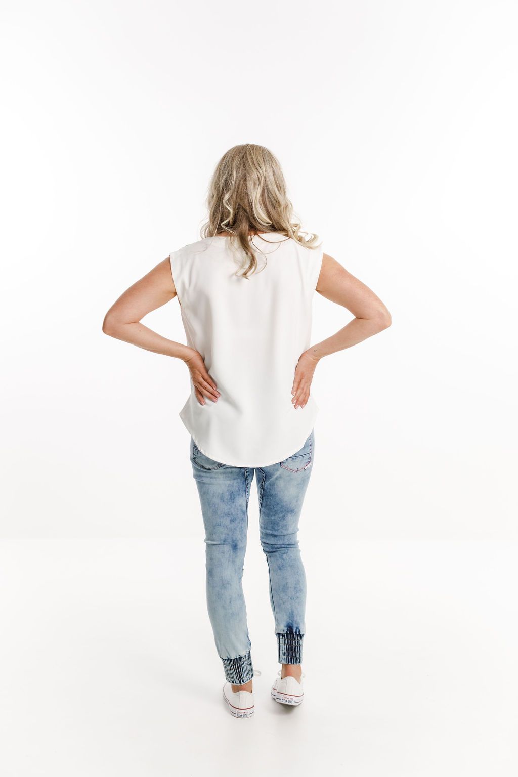 HOME-LEE_WEEKENDER JEANS SNOW _ _ Ebony Boutique NZ