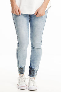 HOME-LEE_WEEKENDER JEANS SNOW _ _ Ebony Boutique NZ
