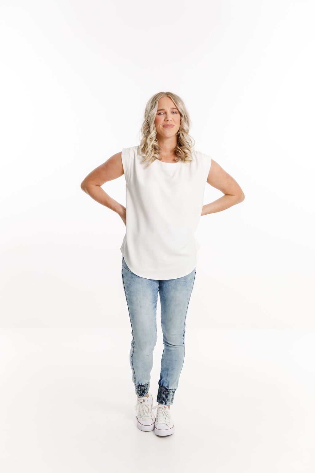 HOME-LEE_WEEKENDER JEANS SNOW _ _ Ebony Boutique NZ