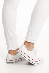 HOME-LEE_WEEKENDER JEANS WHITE WITH RIPS _ _ Ebony Boutique NZ