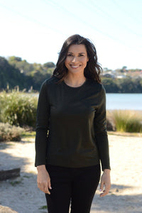 EBONY_WOMENS 100% MERINO (210) LONG SLEEVE CREW TOP OLIVE _ _ Ebony Boutique NZ