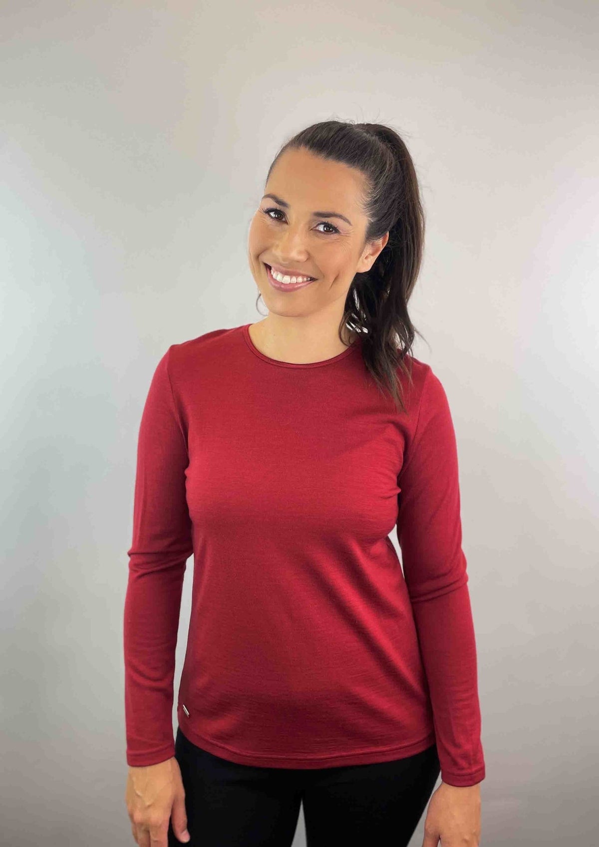EBONY_WOMENS 100% MERINO (210) LONG SLEEVE SATIN CREW TOP EMBER _ _ Ebony Boutique NZ