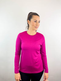 EBONY_WOMENS 100% MERINO (210) LONG SLEEVE SATIN CREW TOP RASPBERRY _ _ Ebony Boutique NZ