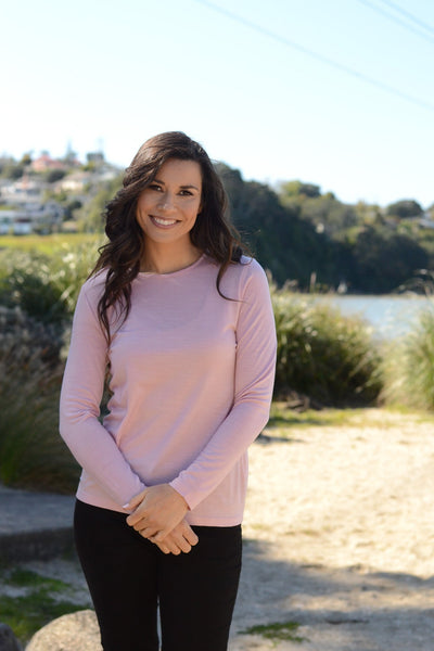 EBONY_WOMENS 100% MERINO (210) LONG SLEEVE SATIN CREW TOP BLUSH _ _ Ebony Boutique NZ