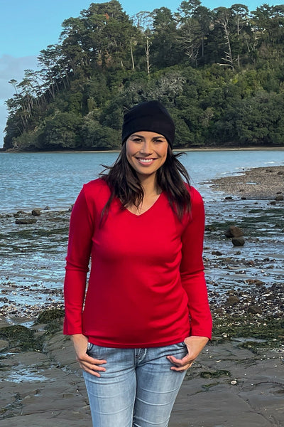 EBONY_WOMENS 100% MERINO (210) LONG SLEEVE V NECK TOP RUBY _ _ Ebony Boutique NZ