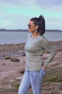 EBONY_WOMENS 100% MERINO WOOL (210) CURVE HEM LONG SLEEVE TOP SAGE _ _ Ebony Boutique NZ